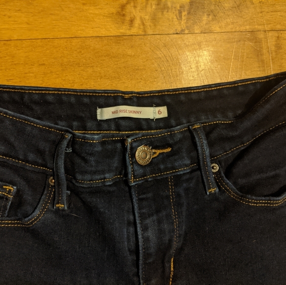 Levi's dark mid-rise skinny - Picture 4 of 6